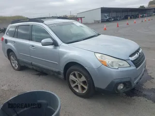 2013 Subaru Outback Premium z VIN 4S4BRBGC1D3244895, wystawiony jako IAAI lot #39427951 z przebiegiem 213 298 mil mil oraz . Historia ofert i sprzedaży dostępna na DreamBid. Obrazek 1.