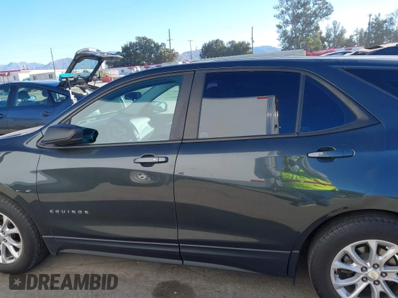 2020 Chevrolet Equinox LS with VIN 3GNAXHEVXLS521380, listed as a IAAI auction lot 40830916 with 72,350 mi miles. Bid and sale history available at carsss.com. Image 14.