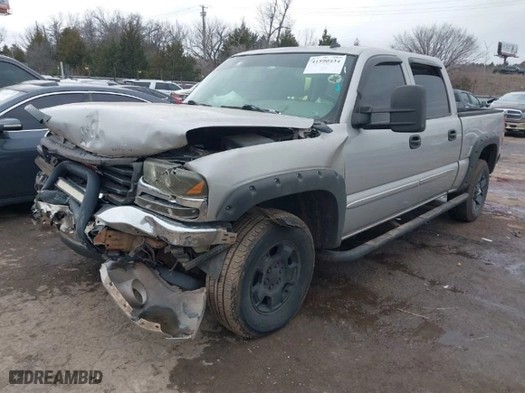 2006 GMC Sierra 1500 SLT with VIN 2GTEK13T461140044, listed as a IAAI auction lot 41590434 with 242,317 mi miles. Bid and sale history available at carsss.com. Image 2.