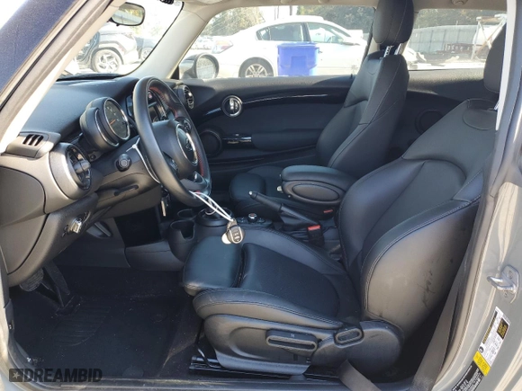 2019 MINI Hardtop 2 Door Cooper S with VIN WMWXP7C5XK2A50549, listed as a Copart auction lot 83184034 with 46,430 mi miles and Salvage Title. Bid and sale history available at carsss.com. Image 7.