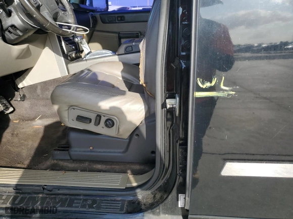 2003 Hummer H2 with VIN 5GRGN23U43H117109, listed as a Copart auction lot 75563474 with 0 mi miles and Non Repairable. Bid and sale history available at carsss.com. Image 13.