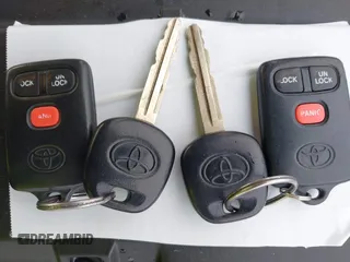 1998 Toyota Camry LE z VIN JT2BF28K1W0109514, wystawiony jako IAAI lot #41610102 z przebiegiem 161 266 mil mil oraz . Historia ofert i sprzedaży dostępna na DreamBid. Obrazek 11.