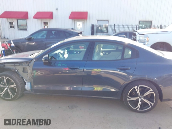 2024 Volvo S60 Core Dark Theme with VIN 7JRL12TKXRG295195, listed as a IAAI auction lot 42616001 with 37,540 mi miles and . Bid and sale history available at DreamBid. Image 14.