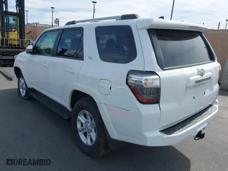 2022 Toyota 4Runner SR5 Premium with VIN JTENU5JR2N6022487, listed as a IAAI auction lot 41398451 with 52,048 mi miles. Bid and sale history available at carsss.com. Image 3.