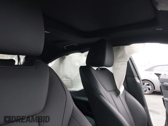 2023 BMW i4 eDrive40 z VIN WBY73AW03PFR16924, wystawiony jako IAAI lot #42034635 z przebiegiem 15 136 mil mil oraz . Historia ofert i sprzedaży dostępna na DreamBid. Obrazek 21.