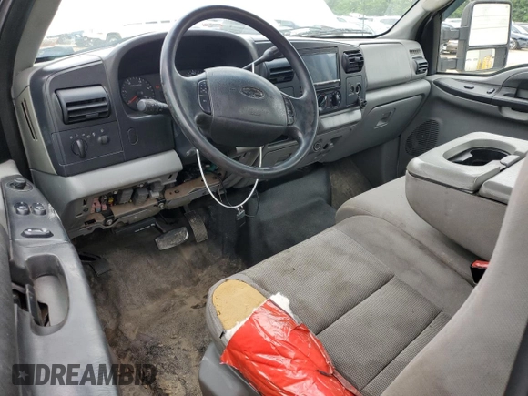 2006 Ford F-250 XL with VIN 1FTSF21P26EC88596, listed as a Copart auction lot 58849395 with 192,961 mi miles and Salvage title. Bid and sale history available at DreamBid. Image 8.