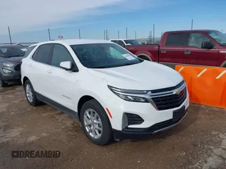 2024 Chevrolet Equinox LT z VIN 3GNAXKEG0RL348020, wystawiony jako IAAI lot #42460704 z przebiegiem 27 939 mil mil oraz . Historia ofert i sprzedaży dostępna na DreamBid. Obrazek 1.