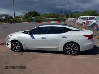 2017 Nissan Maxima SV z VIN 1N4AA6AP8HC446350, wystawiony jako IAAI lot #41852394 z przebiegiem 66 518 mil mil oraz . Historia ofert i sprzedaży dostępna na DreamBid. Obrazek 14.