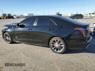 2022 Cadillac CT4-V z VIN 1G6DH5RL4N0115392, wystawiony jako Copart lot #80782094 z przebiegiem 16 567 mil mil oraz Szkody całkowita. Historia ofert i sprzedaży dostępna na DreamBid. Obrazek 2.