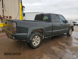 2000 Chevrolet Silverado 1500 LS with VIN 2GCEC19V4Y1133636, listed as a Copart auction lot 44198165 with 308,482 mi miles and Clean Title. Bid and sale history available at carsss.com. Image 3.