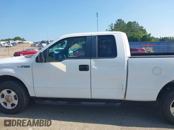 2010 Ford F-150 XL z VIN 1FTFX1EV3AKE81304, wystawiony jako IAAI lot #42423867 z przebiegiem 214 188 mil mil oraz . Historia ofert i sprzedaży dostępna na DreamBid. Obrazek 14.