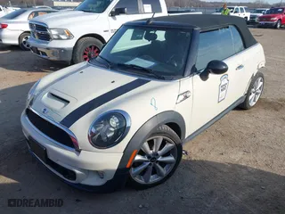 2014 MINI Cooper Convertible S with VIN WMWZP3C59ET707323, listed as a IAAI auction lot 41215805 with NaN miles. Bid and sale history available at carsss.com. Image 18.