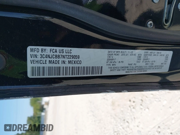 2022 Jeep Compass Latitude with VIN 3C4NJCBB7NT229059, listed as a IAAI auction lot 40291334 with 5,693 mi miles and . Bid and sale history available at carsss.com. Image 9.