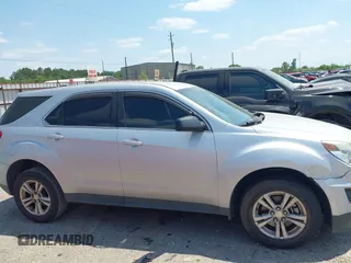 2017 Chevrolet Equinox LS z VIN 2GNALBEK3H1550771, wystawiony jako IAAI lot #42053043 z przebiegiem 117 426 mil mil oraz . Historia ofert i sprzedaży dostępna na DreamBid. Obrazek 13.