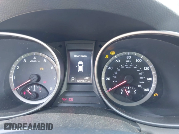 2016 Hyundai Santa Fe z VIN 5XYZT3LB6GG379054, wystawiony jako IAAI lot #42406174 z przebiegiem 182 073 mil mil oraz . Historia ofert i sprzedaży dostępna na DreamBid. Obrazek 7.