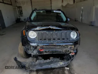 2017 Jeep Renegade Trailhawk with VIN ZACCJBCB9HPE56121, listed as a Copart auction lot 55655485 with 127,661 mi miles and Salvage title. Bid and sale history available at DreamBid. Image 5.