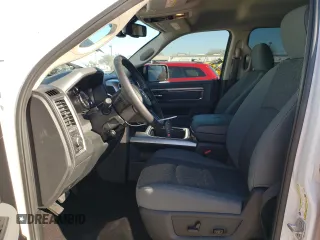 2017 Ram 1500 Lone Star z VIN 3C6RR6LTXHG790413, wystawiony jako Copart lot #42184775 z przebiegiem 44 738 mil mil oraz Szkoda całkowita • Salvage title. Historia ofert i sprzedaży dostępna na DreamBid. Obrazek 7.