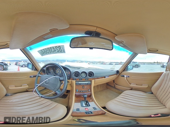 1986 Mercedes-Benz 560 SL z VIN WDBBA48D9GA042092, wystawiony jako Copart lot #82438564 z przebiegiem 43 758 mil mil oraz Szkoda całkowita • Salvage title. Historia ofert i sprzedaży dostępna na DreamBid. Obrazek 13.