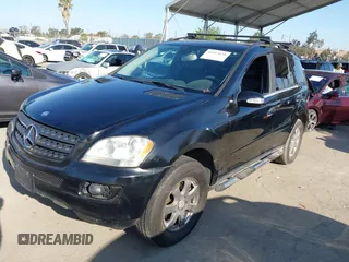 2006 Mercedes-Benz M 350 with VIN 4JGBB86E76A108201, listed as a IAAI auction lot 41955638 with 117,625 mi miles and . Bid and sale history available at DreamBid. Image 2.