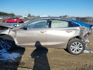 2024 Chevrolet Malibu LT with VIN 1G1ZD5ST8RF234051, listed as a IAAI auction lot 41312949 with 5,581 mi miles and . Bid and sale history available at DreamBid. Image 14.