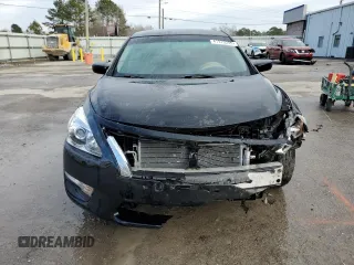 2015 Nissan Altima SV with VIN 1N4AL3AP4FC152224, listed as a Copart auction lot 41979295 with 232,781 mi miles and Clean Title. Bid and sale history available at DreamBid. Image 5.