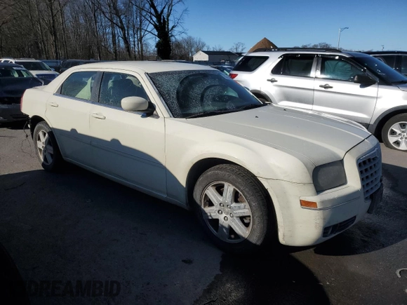 2006 Chrysler 300 Touring with VIN 2C3KK53G16H479854, listed as a Copart auction lot 87967275 with 140,110 mi miles and Salvage Title. Bid and sale history available at carsss.com. Image 4.