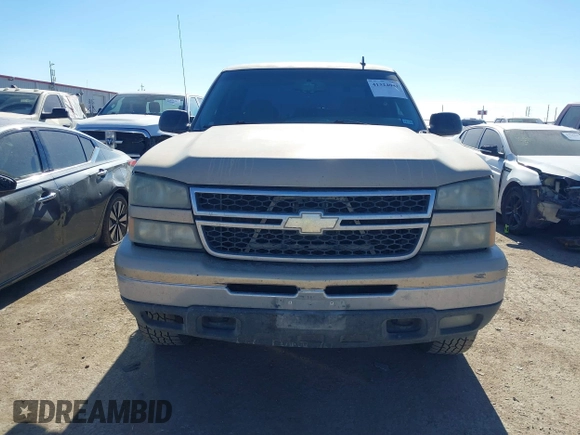 2006 Chevrolet Silverado 1500 LT1 with VIN 1GCEC19T36Z139866, listed as a IAAI auction lot 41324041 with 338,425 mi miles and . Bid and sale history available at DreamBid. Image 12.