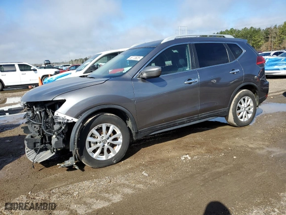 2017 Nissan Rogue SV with VIN 5N1AT2MT1HC881468, listed as a Copart auction lot 46773825 with 0 mi miles and Salvage Title. Bid and sale history available at carsss.com. Image 1.