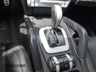 2009 Porsche Cayenne GTS z VIN WP1AD29P29LA61154, wystawiony jako IAAI lot #42024808 z przebiegiem 174 574 mil mil oraz . Historia ofert i sprzedaży dostępna na DreamBid. Obrazek 11.