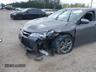2017 Toyota Camry Hybrid LE with VIN 4T1BD1FKXHU217776, listed as a IAAI auction lot 41932079 with 116,470 mi miles. Bid and sale history available at carsss.com. Image 6.