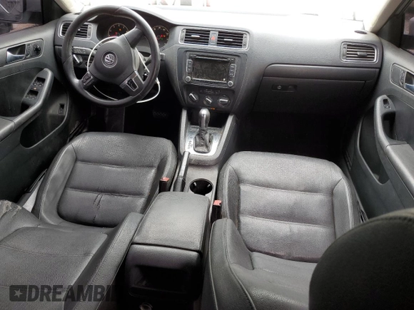 2011 Volkswagen Jetta SE with VIN 3VWDZ7AJXBM379724, listed as a Copart auction lot 62309775 with 138,164 mi miles and Clean title. Bid and sale history available at DreamBid. Image 8.