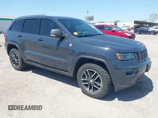 2018 Jeep Grand Cherokee Trailhawk с VIN 1C4RJFLG3JC228025, выставлен на аукционе IAAI как лот 41992250 с пробегом 134 491 миль миль и . История ставок и продаж доступна на DreamBid. Изображение 1.