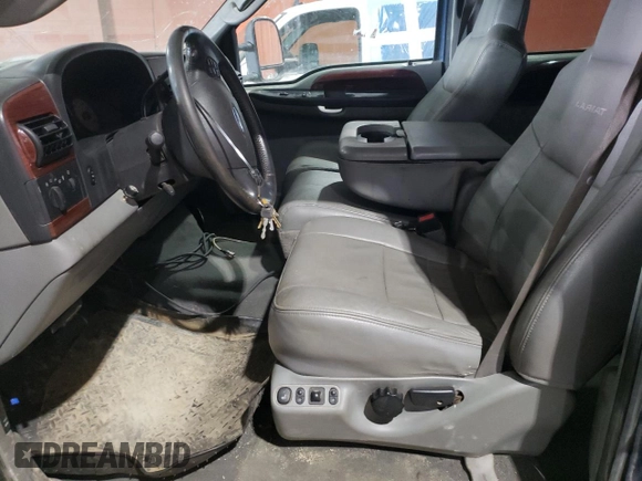2007 Ford F-350 XL with VIN 1FTWW31P67EB45837, listed as a Copart auction lot 89255585 with 160,785 mi miles and Salvage title. Bid and sale history available at DreamBid. Image 7.