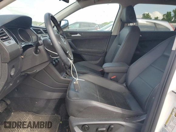 2021 Volkswagen Tiguan SE z VIN 3VV3B7AX1MM071918, wystawiony jako Copart lot #61259035 z przebiegiem 37 267 mil mil oraz Szkoda całkowita • Salvage title. Historia ofert i sprzedaży dostępna na DreamBid. Obrazek 7.