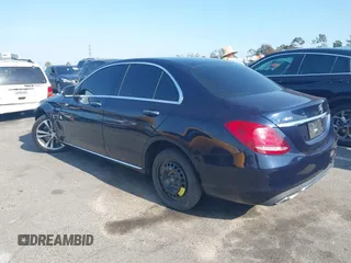 2015 Mercedes-Benz C 300 Luxury with VIN 55SWF4KB4FU041674, listed as a IAAI auction lot 42119879 with 162,017 mi miles and . Bid and sale history available at carsss.com. Image 3.