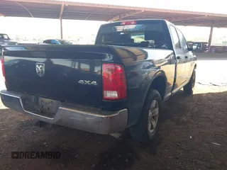 2013 Ram 1500 Express z VIN 1C6RR7FT3DS567540, wystawiony jako IAAI lot #42003705 z przebiegiem 194 063 mil mil oraz . Historia ofert i sprzedaży dostępna na DreamBid. Obrazek 4.