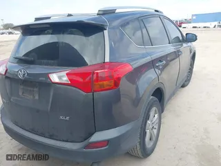 2013 Toyota RAV4 XLE with VIN 2T3WFREV2DW040132, listed as a IAAI auction lot 41750921 with 183,419 mi miles. Bid and sale history available at carsss.com. Image 4.