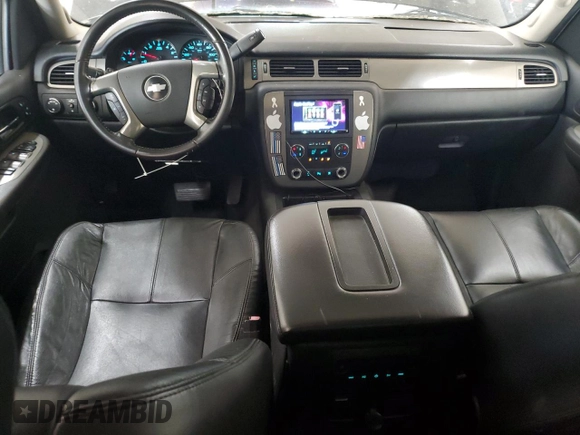 2008 Chevrolet Avalanche LTZ with VIN 3GNFK12368G245319, listed as a Copart auction lot 55281605 with 129,730 mi miles and Clean Title. Bid and sale history available at carsss.com. Image 8.