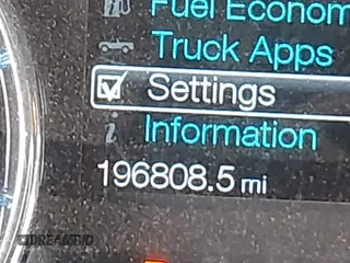 2014 Ford F-150 XL z VIN 1FTFW1ETXEFA50751, wystawiony jako IAAI lot #42055118 z przebiegiem 196 808 mil mil oraz . Historia ofert i sprzedaży dostępna na DreamBid. Obrazek 16.