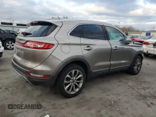 2018 Lincoln MKC Select z VIN 5LMCJ2D99JUL21181, wystawiony jako Copart lot #82827134 z przebiegiem 63 667 mil mil oraz Szkody całkowita. Historia ofert i sprzedaży dostępna na DreamBid. Obrazek 3.