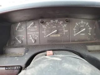 1992 Ford F-250 с VIN 1FTHX26GXNKB43435, выставлен на аукционе Copart как лот 84266234 с пробегом 201 539 миль миль и Списание • Salvage title. История ставок и продаж доступна на DreamBid. Изображение 9.