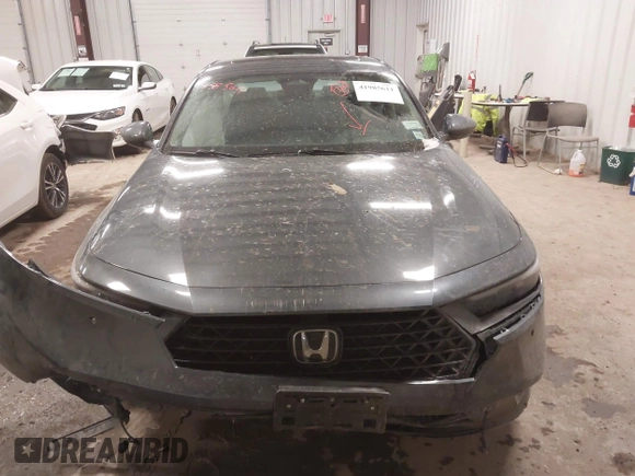 2023 Honda Accord Touring with VIN 1HGCY2F83PA030842, listed as a IAAI auction lot 41985611 with 39,728 mi miles and . Bid and sale history available at DreamBid. Image 12.