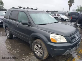 2005 Honda Pilot EX-L with NAVI with VIN 2HKYF18745H567671, listed as a IAAI auction lot 41577393 with 178,182 mi miles. Bid and sale history available at carsss.com. Image 1.