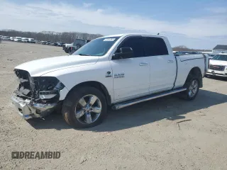 2017 Ram 1500 Big Horn z VIN 1C6RR7TT3HS689163, wystawiony jako Copart lot #52484985 z przebiegiem 132 426 mil mil oraz Szkoda całkowita • Salvage title. Historia ofert i sprzedaży dostępna na DreamBid. Obrazek 1.