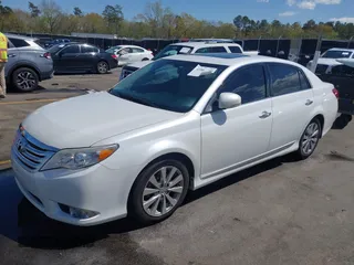 2012 Toyota Avalon with VIN 4T1BK3DB3CU472153, listed as a IAAI auction lot 41888530 with 186,406 mi miles. Bid and sale history available at carsss.com. Image 17.
