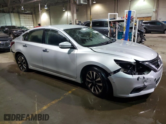 2018 Nissan Altima SV with VIN 1N4AL3AP0JC125062, listed as a Copart auction lot 82849554 with 122,830 mi miles and Clean Title. Bid and sale history available at DreamBid. Image 4.