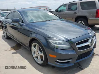 2013 Mercedes-Benz CLS 550 z VIN WDDLJ7DB5DA083509, wystawiony jako IAAI lot #42371216 z przebiegiem 87 639 mil mil oraz . Historia ofert i sprzedaży dostępna na DreamBid. Obrazek 1.