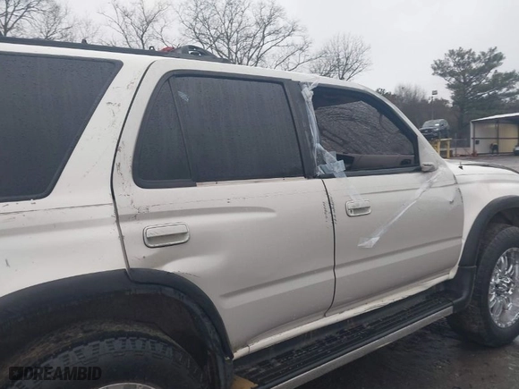 1997 Toyota 4Runner SR5 with VIN JT3GN86R8V0042416, listed as a IAAI auction lot 41566895 with 374,765 mi miles. Bid and sale history available at carsss.com. Image 6.