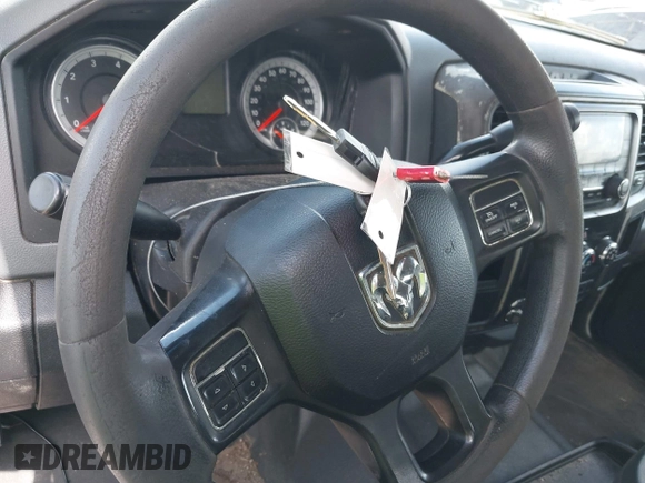 2015 Ram 2500 Tradesman z VIN 3C6TR4CT4FG556775, wystawiony jako IAAI lot #42531595 z przebiegiem 109 195 mil mil oraz . Historia ofert i sprzedaży dostępna na DreamBid. Obrazek 11.