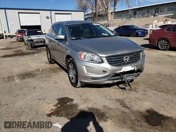 2015 Volvo XC60 T6 Premier Plus с VIN YV4902RC1F2580093, выставлен на аукционе Copart как лот 45926185 с пробегом 97 832 миль миль и Списание • Salvage title. История ставок и продаж доступна на DreamBid. Изображение 12.